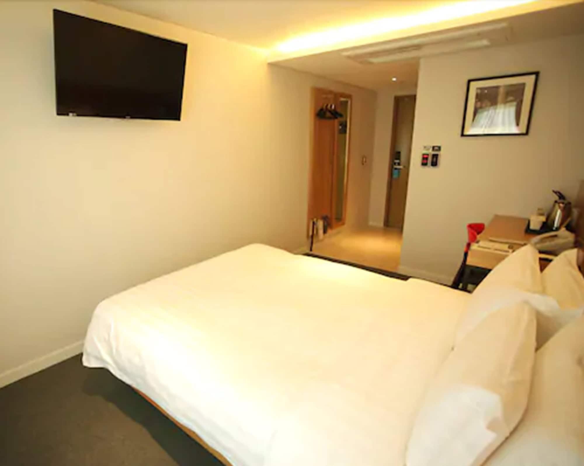 I.T.W Hotel Seoul Bagian luar foto