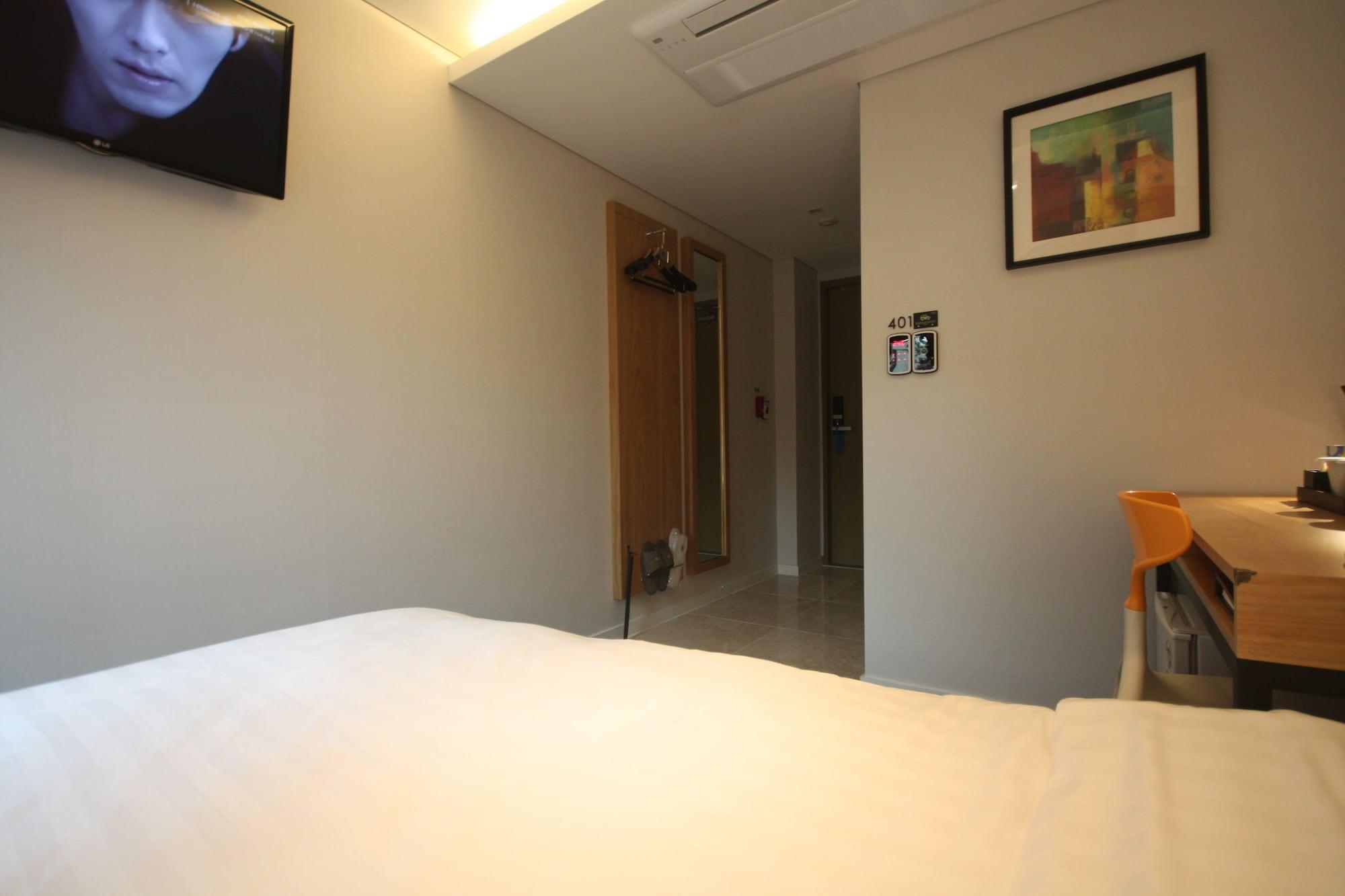 I.T.W Hotel Seoul Bagian luar foto
