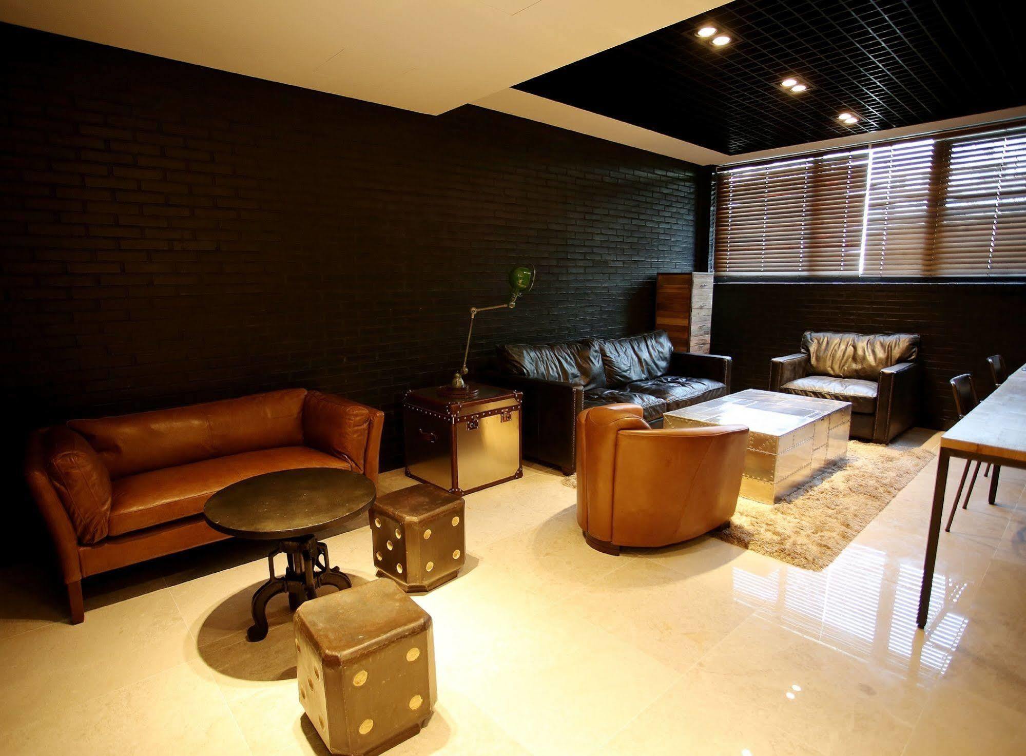 I.T.W Hotel Seoul Bagian luar foto